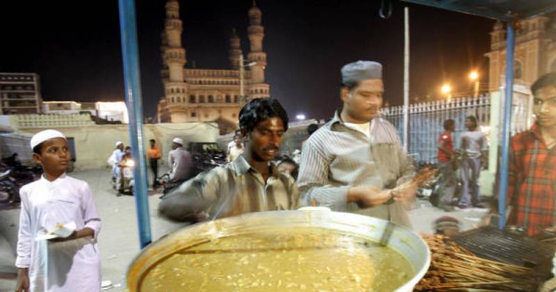 7 Hyderabad Eateries You Must Visit For The Food Lover In You