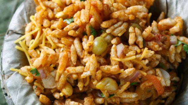 7 Must Visit Street Food Places In Mumbai