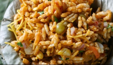 7 Must Visit Street Food Places In Mumbai