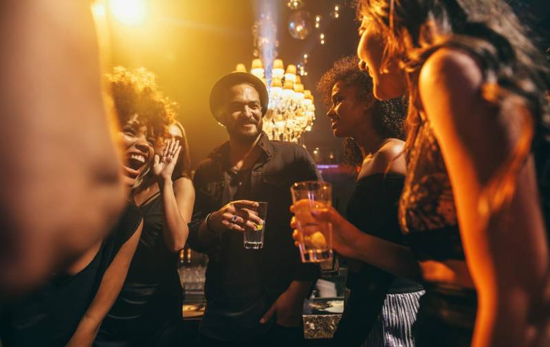 Enjoy The Best Of Chennai’s Nightlife At These Hip Bars, Pubs And Nightclubs - Treebo Blog