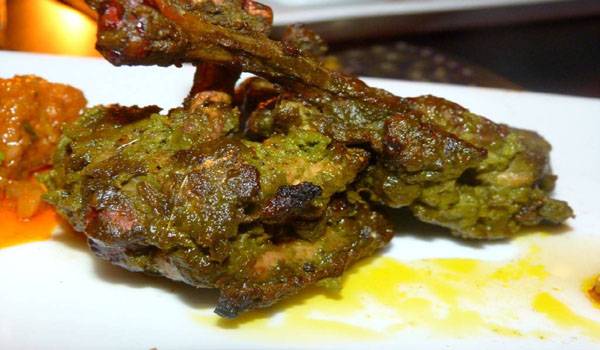 Famous Street Food Locations In Hyderabad - 10 Best Street Foods In Hyderabad