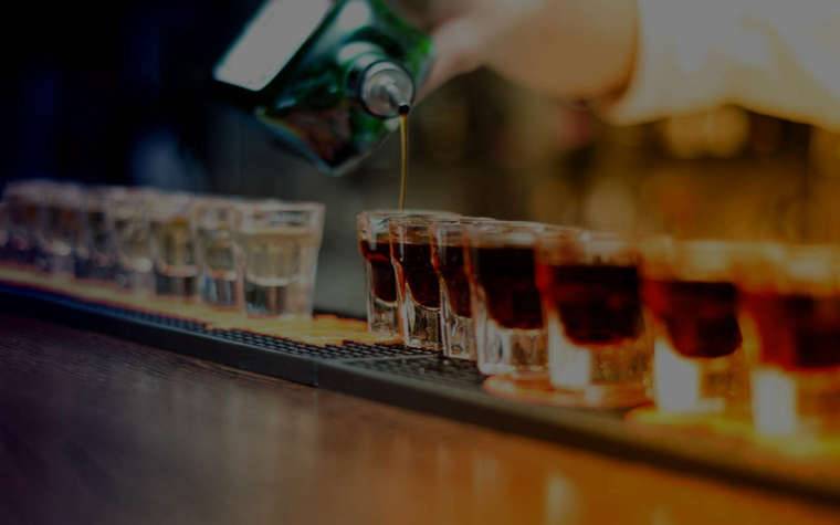 How Many Of These Cool Bars In Delhi Have You Been To? | Makemytrip Blog