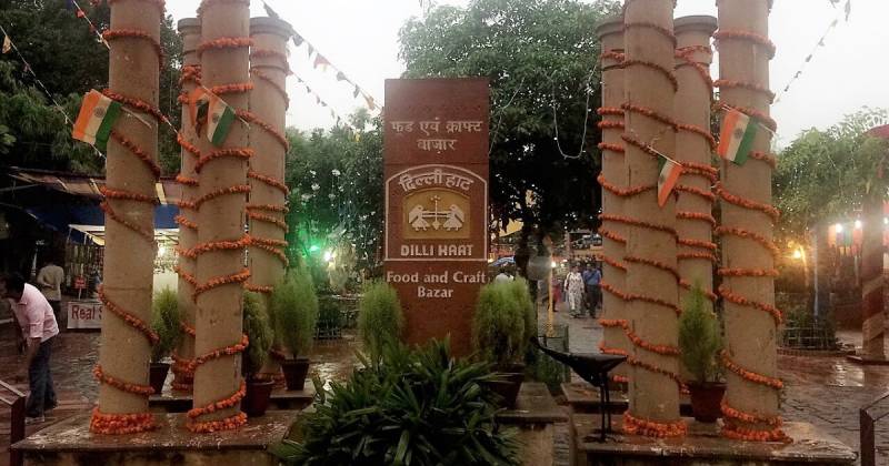 Pgdm Customer Behavior Study: Visit To Dilli Haat, Ina