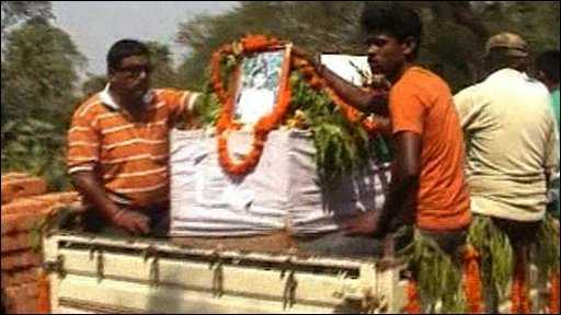 क्या प्रजातांत्रिक संवेदना का अंत हो चुका है