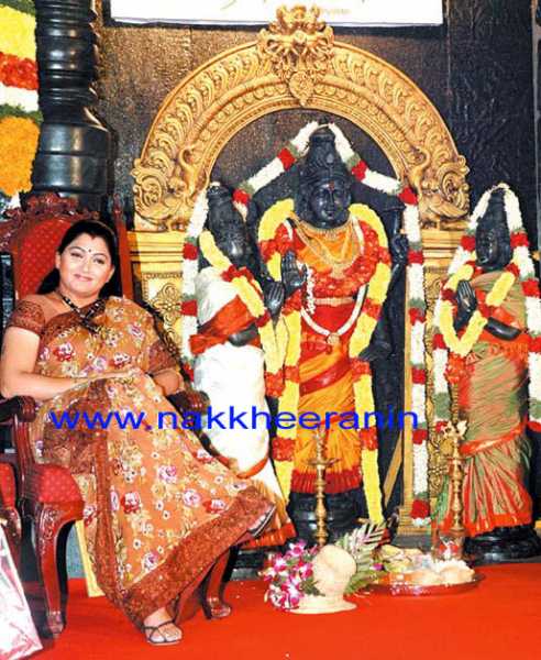 காயப்படுத்தாத கிசுகிசு : குஷ்பு பாராட்டிய இதழ்!