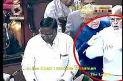 चलो लोकतंत्र की लाश पर जलसा किया जाये