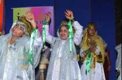 मन कुनका मौला अली है...