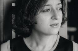 कवि जहां से देखता है, दरअसल, वह वहीं रहता है