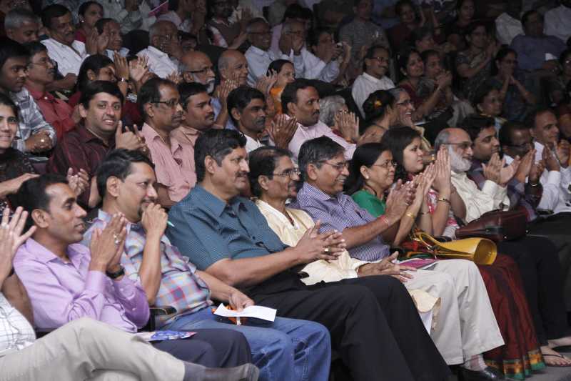 आनंदयात्रा ५०० व्या प्रयोगाची क्षणचित्रे