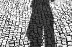 వాడ్ని కడిగేయాల్సిందే!