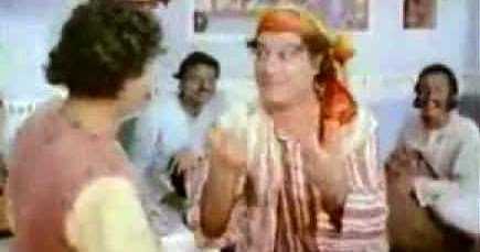 थैले में पैसे मुट्ठी में शक्कर