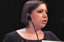 കണ്ടുപഠിക്കാം ഈ വനിതയെ 