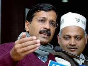 ஊழல்வாதிகள் பட்டியலில் சோனியா, ராகுல் காந்தி!