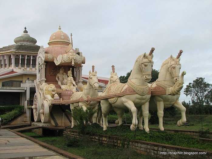 ॥ गीता का सार स्वरूप ॥