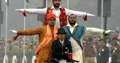 ધર્મ ના નામ પર ઢીશુમ ઢીશુમ