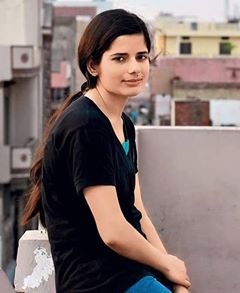 बिना किसी गाइडेंस, बिना किसी कोचिंग के बनी आई.ए.एस