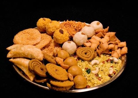 *दिवाळीचा फराळ*