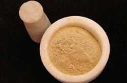 *दिवाळीत अंगाला उटणे लावण्याची पद्धत*