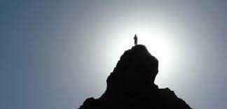 इंसान का इंसान न हो पाना...