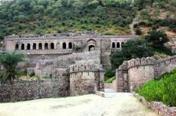 ഇന്ത്യയിലെ ദുരൂഹമായ പത്ത് സ്ഥലങ്ങള്‍ അഥവാ ഭാര്‍ഗ്ഗവിനിലയങ്ങള്‍