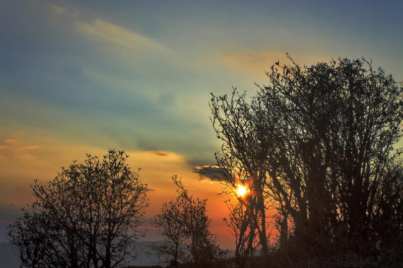 कुछ ख्वाब अधूरे बाकी हैं