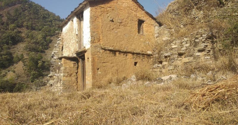 उत्‍तराखंड के पर्वतीय इलाकों से  पलायन, कारण और समाधान 