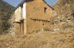 उत्‍तराखंड के पर्वतीय इलाकों से  पलायन, कारण और समाधान 