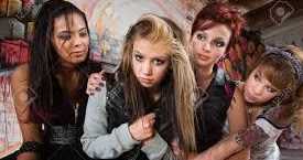 अड्डेबाज़ी (लघुकथा) - सुधीर मौर्य