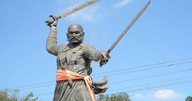 महाराज तुम्ही खुशाल निघा...