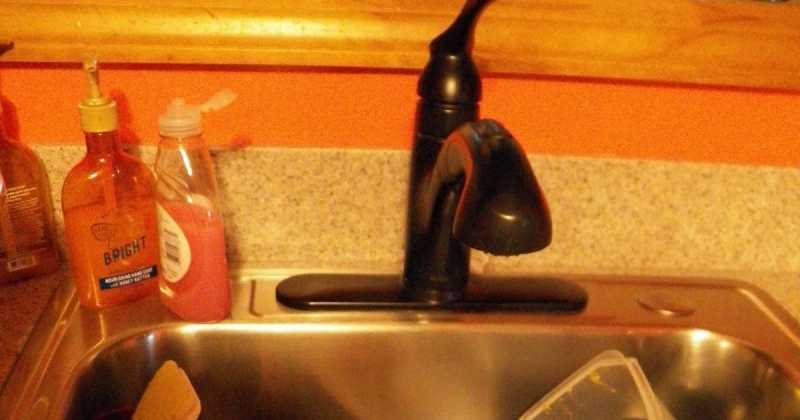 आदमी  (ग़ज़ल)