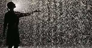 बस एक ख़्वाब था छू ले कोई!