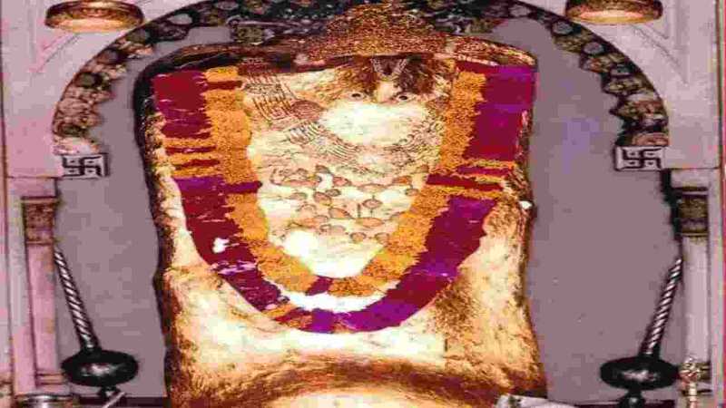 क्या आपने कभी श्री बालाजी महाराज की आँखो में आँखे डालकर देखी हैं ?