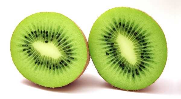 กีวี ผลไม้ที่สามารถชะลอวัย ทานแล้วไม่แก่ ให้ประโยชน์แก่สาวๆ