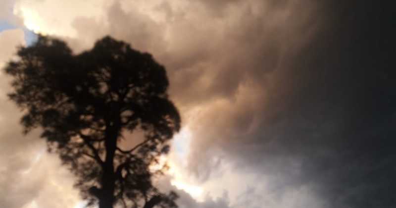 कोई मीरा अभी ये कंहा  जान पायी हैं...