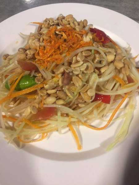 ส้มตำ (ควรใส่ถั่วน้อยๆ) อาหารคลีน เมนูเพื่อสุขภาพ ช่วยควบคุมน้ำหนัก