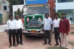 சிறு துளி கஜா புயல் நிவாரணப் பொருட்கள் 