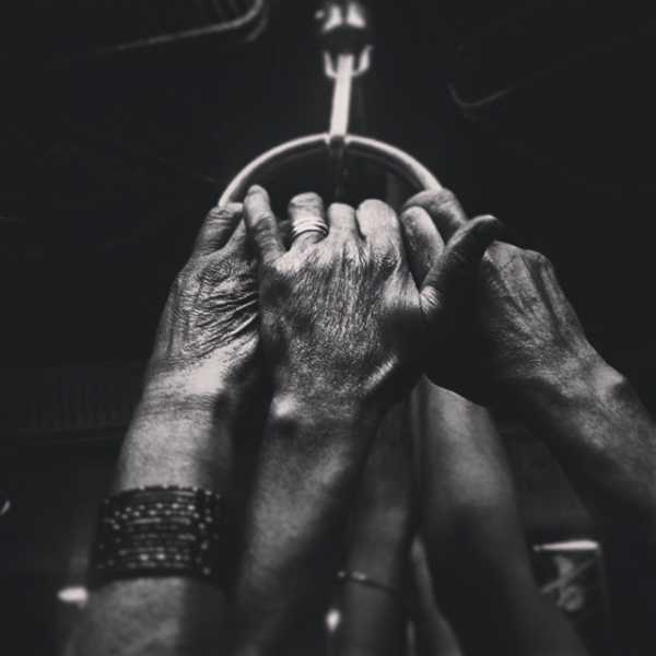 मुझे बस इतने से काम पर रख लो…