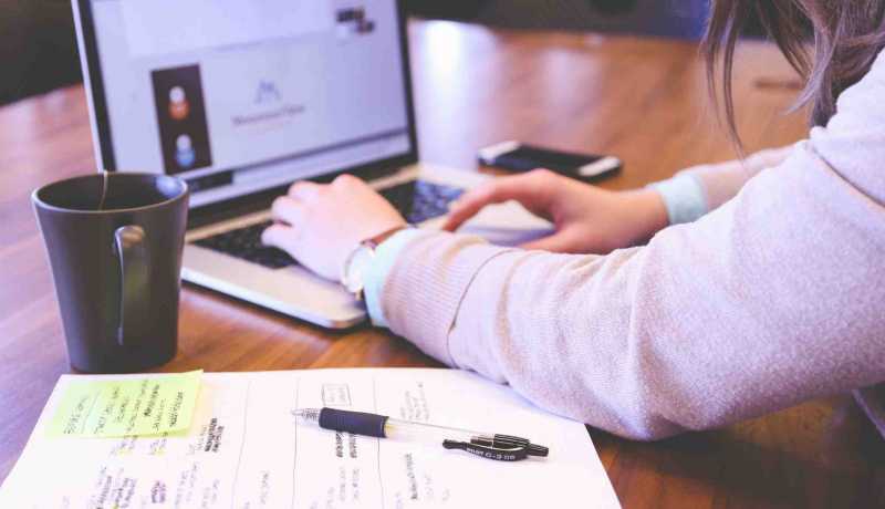 à¤à¤¨à¤²à¤¾à¤à¤¨ à¤¬à¤¿à¤à¤¼à¤¨à¥à¤¸ à¤à¥à¤¯à¤¾ à¤¹à¥? à¤à¥à¤¨-à¤¸à¤¾ à¤¬à¤¿à¥à¤¨à¥à¤¸ à¤¹à¥à¤à¤¾ à¤¸à¤¬à¤¸à¥ à¤¬à¥à¤¹à¤¤à¤°