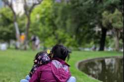 हम किस गली जा रहे हैं?