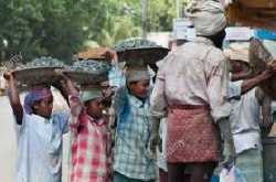 क्या चाहता है एक मजदूर ?