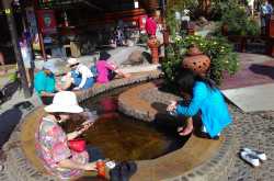 थाईलैंड 4 - नया धर्म पुरानी मान्यताएं