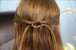 ऑफिस के लिए लेट हो रही हैं तो बनाएं ये 5 मिनट सेक्सी हेयर स्टाइल