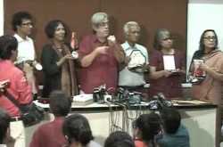 #AwardWapsee: A farce in a wrapper of intellectual responsibility