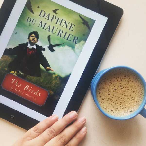 { Book Review } - The Birds And Other Stories By Daphne Du Maurier!