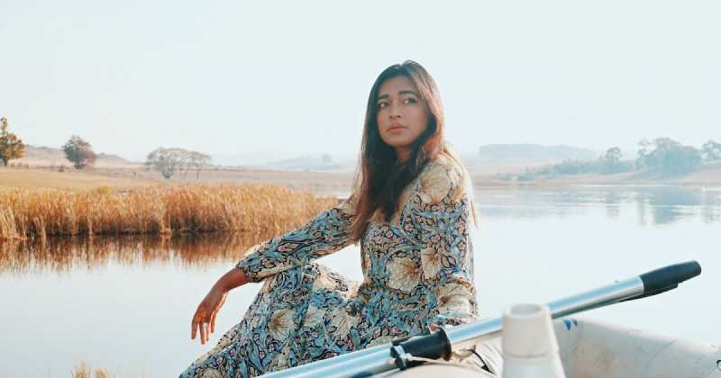 { E.D.I.T.O.R.I.A.L } A William Morris Summer - III