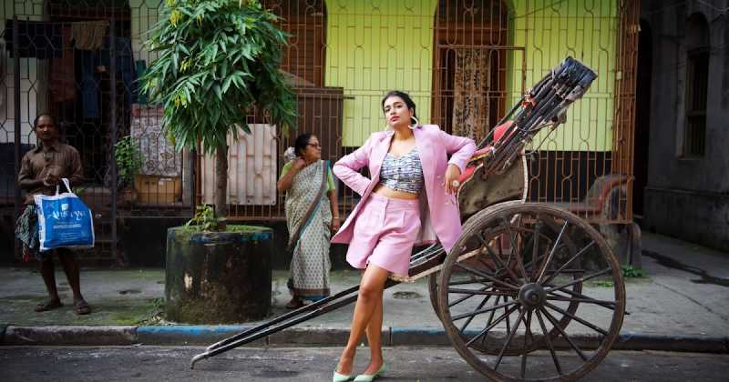 { E.D.I.T.O.R.I.A.L} Time Warped In Kolkata 