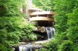 ফলিং ওয়াটার্স -আধুনিক স্থাপত্যের এক বিস্ময় ( Fallingwater -  Frank Lloyd Wright)