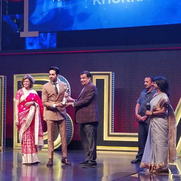 "Go For It Mom And Dad!!! Make Me A Brother”, Quips Ayushmann Khurana | Urban Mira