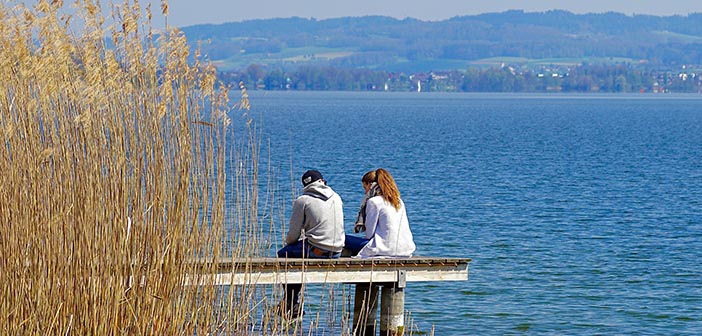 ए मेरे Idiot आशिक - Hindi Poem By Raj Kumar Yadav - AchhiBaatein.com