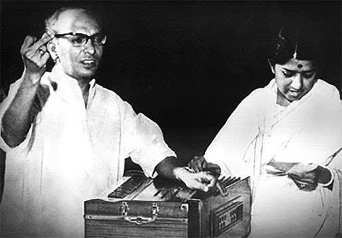 जो समर में हो गए अमर मैं उनकी याद में  Jo Samar Mein Ho Gaye Amar